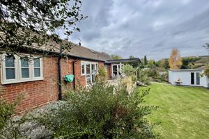 Photo 30- click for photo gallery